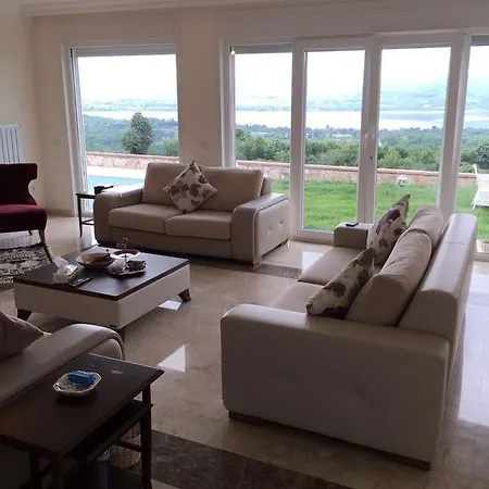 Villa Pasha *