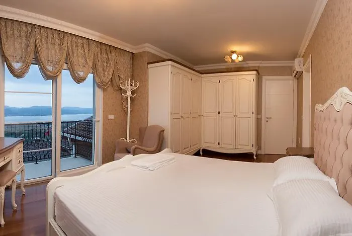 빌라 Pasha 사판자